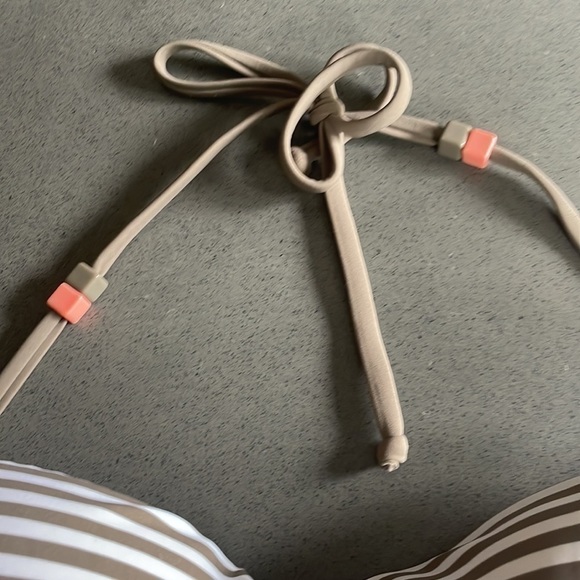 Heat two pieces bikini - Picture 4 of 9